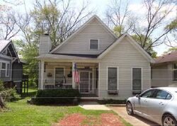Pre-foreclosure in  LUCILE AVE SW Atlanta, GA 30310