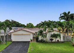 Pre-foreclosure in  NW 35TH PL Fort Lauderdale, FL 33351