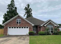 Pre-foreclosure in  LAKEVIEW LN Cabot, AR 72023