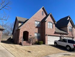 Pre-foreclosure in  N ZION VALLEY DR Fayetteville, AR 72703
