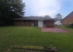 Pre-foreclosure in  MILTON RD Montgomery, AL 36110