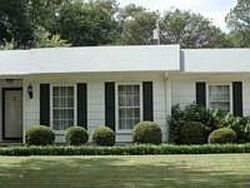 Pre-foreclosure in  EASTMEAD AVE SE Decatur, AL 35601