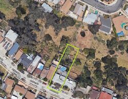 Pre-foreclosure in  AUBURN DR San Diego, CA 92105