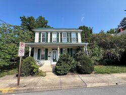 Pre-foreclosure in  E ORANGE ST Shippensburg, PA 17257
