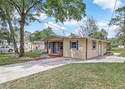 Pre-foreclosure in  WALNUT ST Green Cove Springs, FL 32043