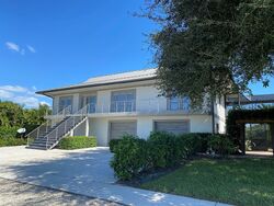 Pre-foreclosure in  TEMPLEWOOD CT Marco Island, FL 34145