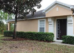 Pre-foreclosure in  CREST LAKE DR Hudson, FL 34669