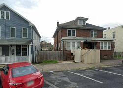 Pre-foreclosure in  S 2ND ST Harrisburg, PA 17113