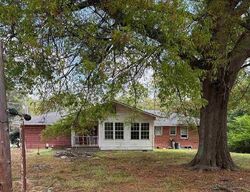 Pre-foreclosure in  EBENEZER RD Darlington, SC 29532