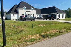 Pre-foreclosure in  MEADOW DR Jackson, LA 70748