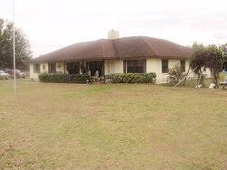 Pre-foreclosure in  NE 135TH ST Anthony, FL 32617
