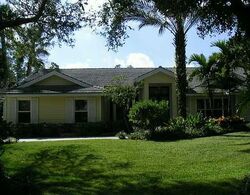 Pre-foreclosure in  WHISPERING OAK WAY West Palm Beach, FL 33411