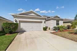 Pre-foreclosure in  PEREGRINE HILL PL Ruskin, FL 33570