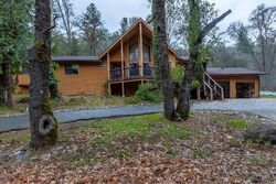 Pre-foreclosure in  WOLF CREEK RD Grass Valley, CA 95949