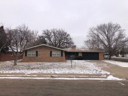 Pre-foreclosure in  SUNLITE ST Amarillo, TX 79106