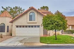Pre-foreclosure in  PEPPER LN Apple Valley, CA 92308