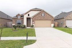 Pre-foreclosure in  ROYAL ALBATROSS DR Texas City, TX 77590