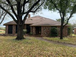 Pre-foreclosure in  BLUE BELL PL Richardson, TX 75082