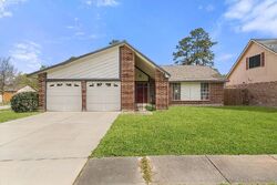 Pre-foreclosure in  SPRING MILL LN Spring, TX 77373