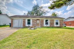 Pre-foreclosure in  PLUM TREE LN Erlanger, KY 41018