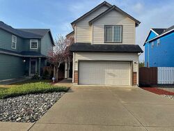 Pre-foreclosure in  KENTUCKY AVE Coos Bay, OR 97420