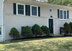 Pre-foreclosure in  N ALDER AVE Sterling, VA 20164