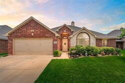 Pre-foreclosure in  BADGER CREEK LN Fort Worth, TX 76177