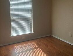 Pre-foreclosure in  ELLINGTON CT Temple, TX 76502