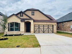 Pre-foreclosure in  GAMBLEWOOD Universal City, TX 78148