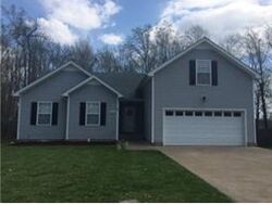 Pre-foreclosure in  MCALLISTER DR Clarksville, TN 37042