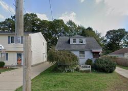 Pre-foreclosure in  GARDEN RD Willoughby, OH 44094