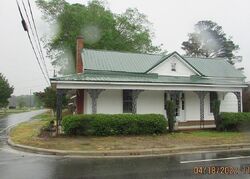  S Main St, Salemburg NC