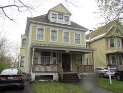 Pre-foreclosure in  WENDELL AVE Schenectady, NY 12308