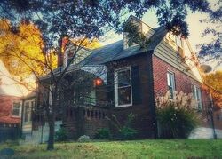 Pre-foreclosure in  PALLARDY LN Saint Louis, MO 63114