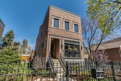 Pre-foreclosure in  W OHIO ST Chicago, IL 60622