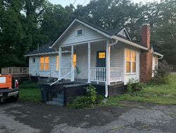 Pre-foreclosure in  PARK ST La Fayette, GA 30728