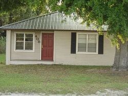 Pre-foreclosure in  S ORANGE AVE Fort Meade, FL 33841