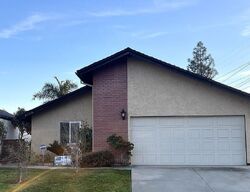 Pre-foreclosure in  HACIENDA DR Duarte, CA 91010