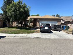  San Andrea Ave, Madera CA