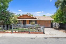 Pre-foreclosure in  WASHBURN ST Patterson, CA 95363