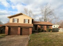 Pre-foreclosure in  E MARYLAND AVE Sherwood, AR 72120