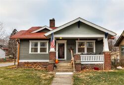 Pre-foreclosure in  E 13TH ST Des Moines, IA 50316