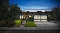 Pre-foreclosure in  BLUEJAY WAY Modesto, CA 95351