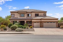 Pre-foreclosure in  S 43RD AVE Laveen, AZ 85339
