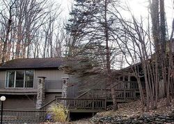 Pre-foreclosure in  MOSS POINT RD Strongsville, OH 44136