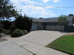 Pre-foreclosure in  LAKE APOPKA PL San Diego, CA 92119