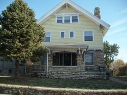 Pre-foreclosure in  GARFIELD AVE Kansas City, MO 64109