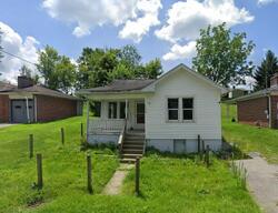 Pre-foreclosure Listing in GARFIELD ST BECKLEY, WV 25801