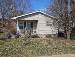 Pre-foreclosure in  LINDEN ST Parkersburg, WV 26104