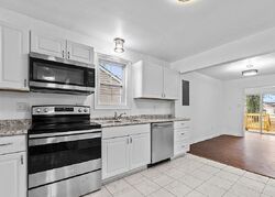 Pre-foreclosure in  RICHMOND AVE Petersburg, VA 23803